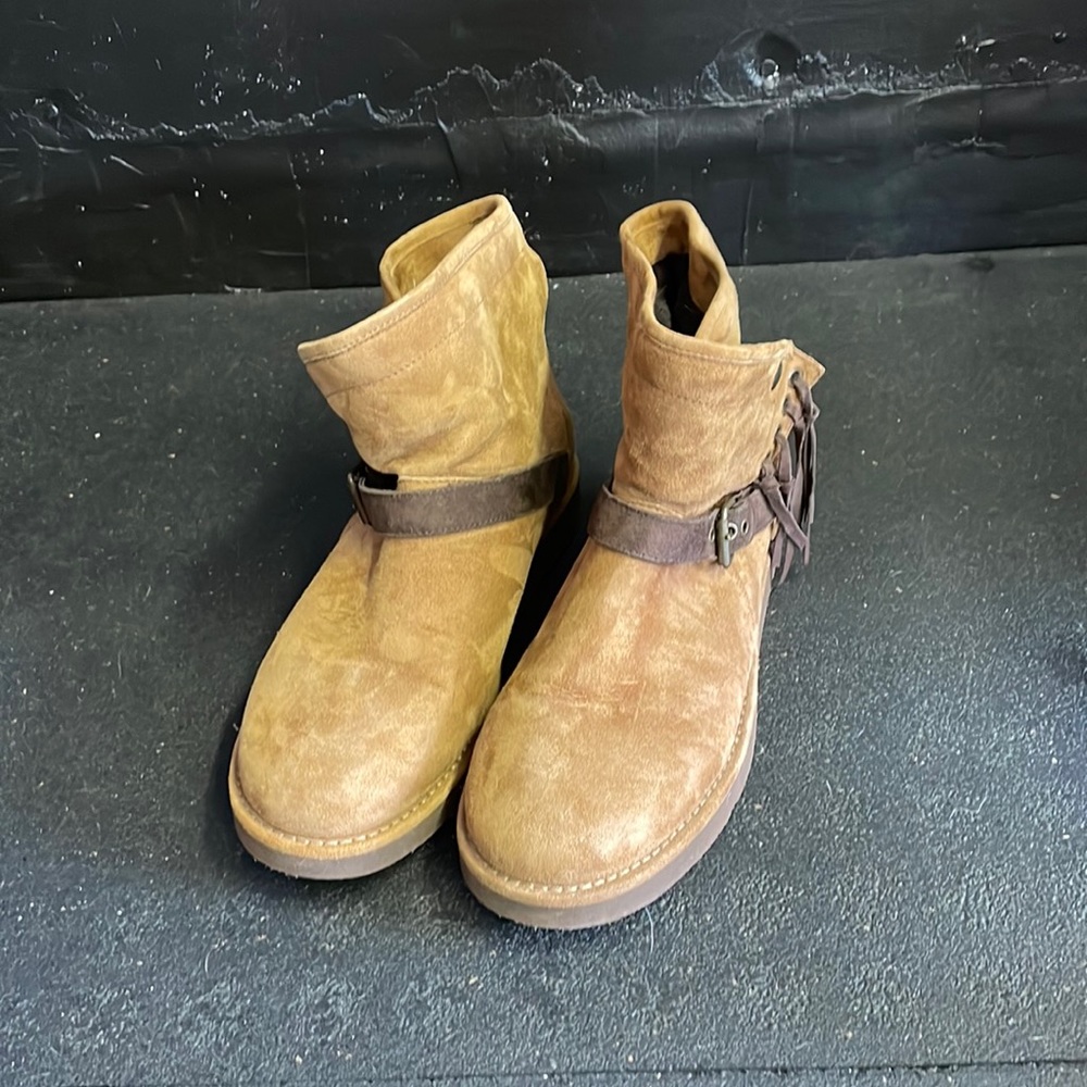 UGG Luxe Collection Karisa. Color: Bruno Brown